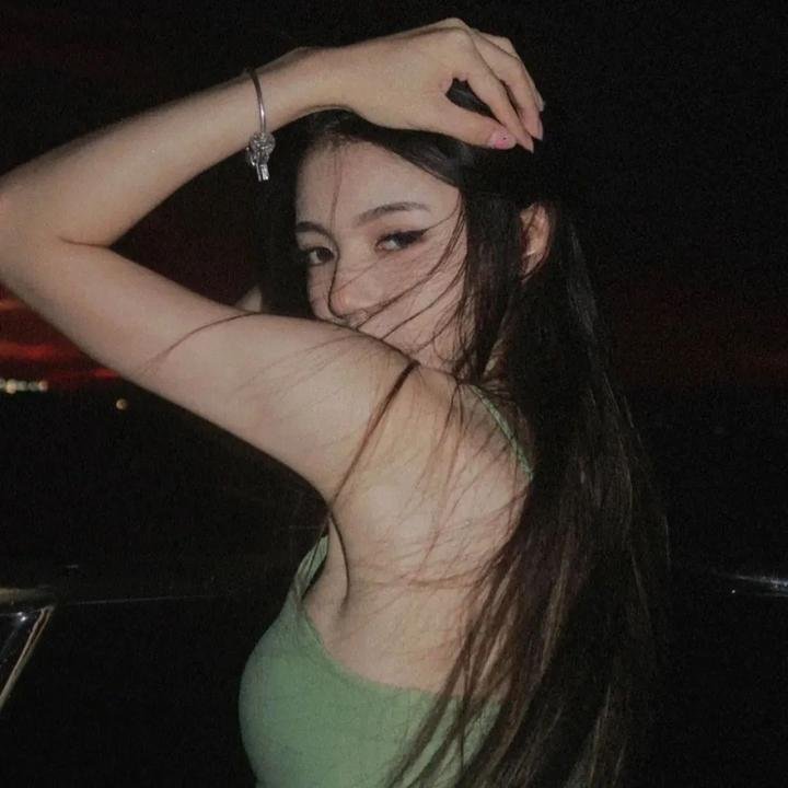 克莱尔的相机